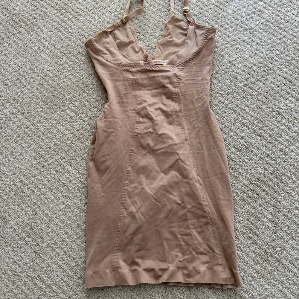 Victoria’ Secret So Curvaceous push-up shaping slip with built-in panty